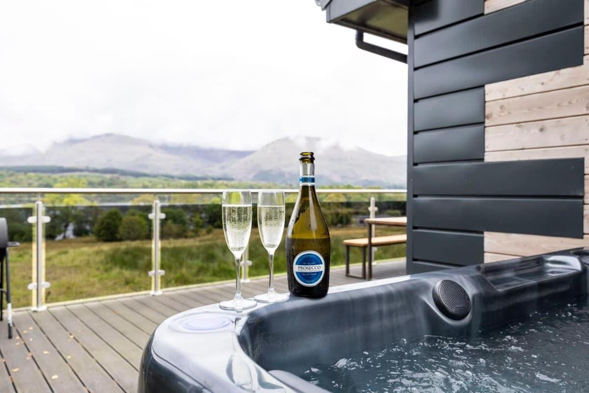 New Build Lodge With Stunning Views Of Loch Awe Hayfield  Eksteriør bilde